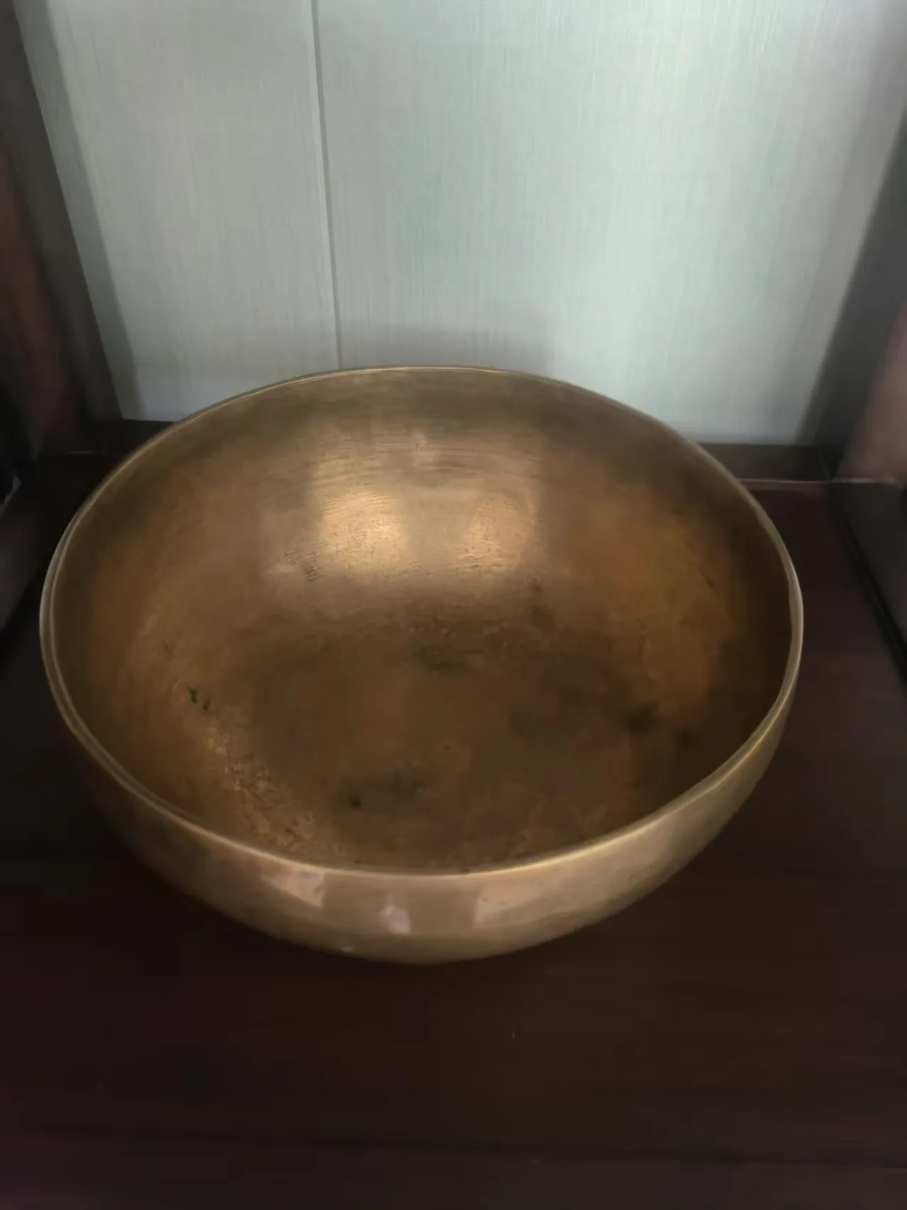 Stará nepálská zpívající mísa