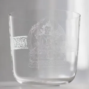 ဗုဒ္ဓဒီဇိုင်းဖြင့် ကြည်လင်သော ကြည်လင်သော သီချင်းဆိုပန်းကန်လုံး