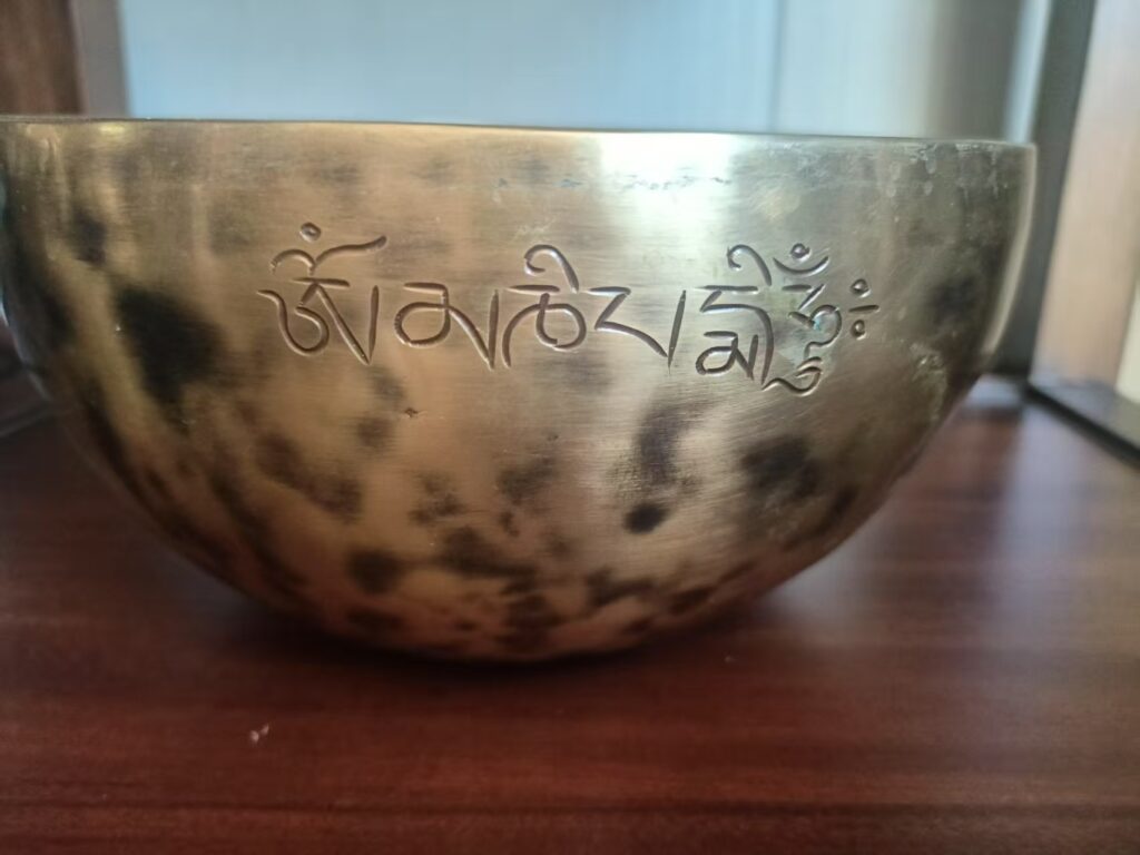 old nepal singing bowl