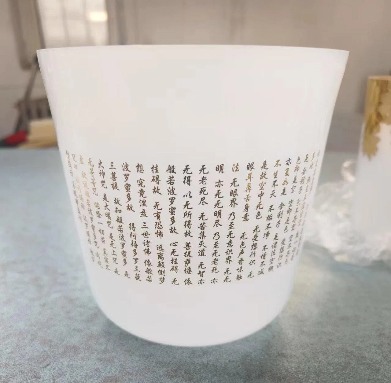 Diseño esmerilado con oro 1.jpg