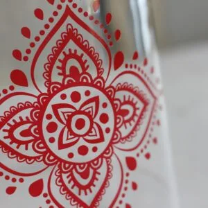 အမြစ် chakra ဒီဇိုင်းဖြင့် ကြည်လင်သော ကြည်လင်သော တေးဆိုပန်းကန်လုံး