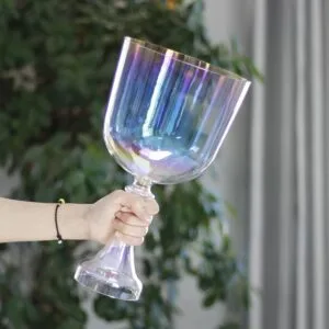 cálice do Santo Graal em laca iridescente com padrão (cópia)