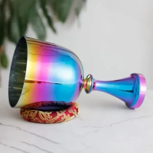 o cálice dinâmico iridescente do Santo Graal (cópia)