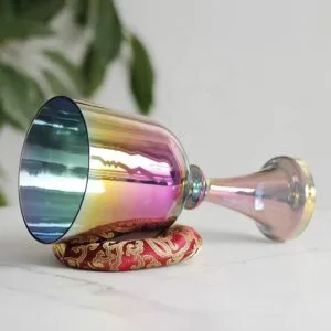 cálice do Santo Graal rosa roxo iridescente