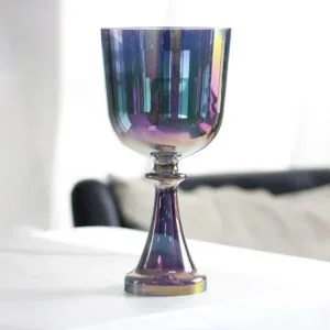 cálice do Santo Graal azul claro iridescente cósmico (cópia)
