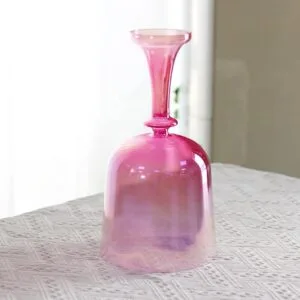 El cáliz del Santo Grial de color caramelo de laca iridiscente con esmalte juguetón (copia)