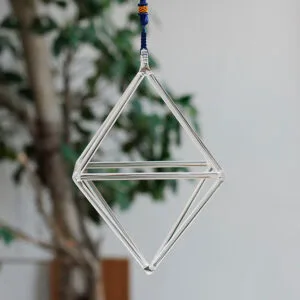 octaedro regular cristalino