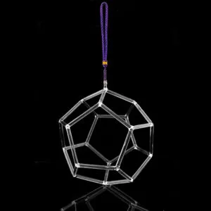 kristalli tusinaedri