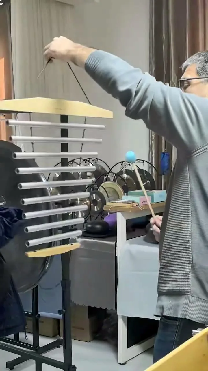 campanas oscilantes de 9 compases de svaram