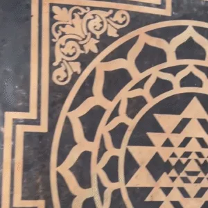 o gongo da terra com design (cópia)