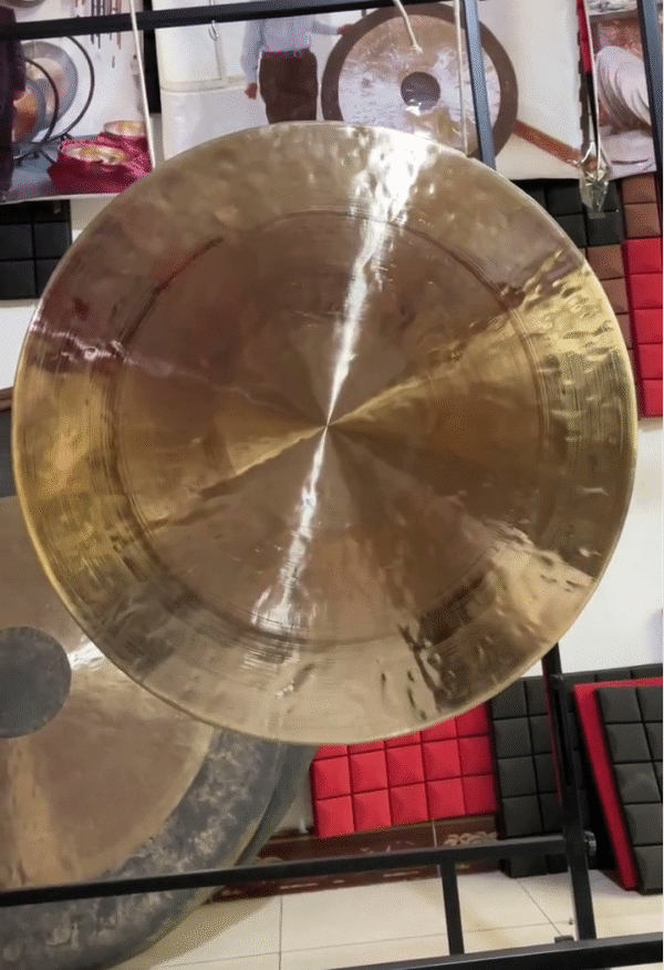 white chau gong